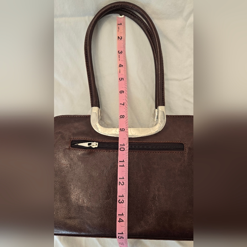 Elegant Brown Shoulder Bag - Picture 6 of 7